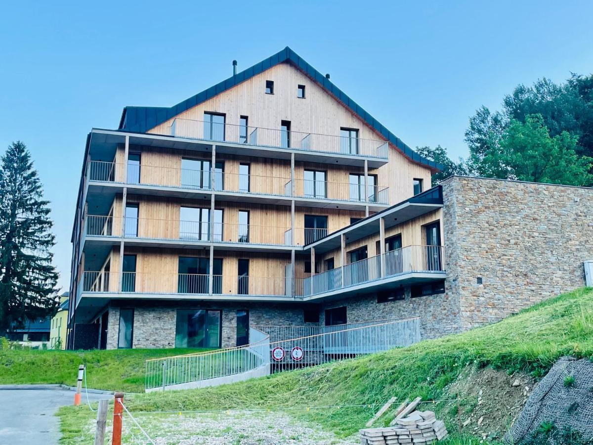 Family 2 Bedroom Ski&Bike Apartment With Terrase Janské Lázně Eksteriør billede