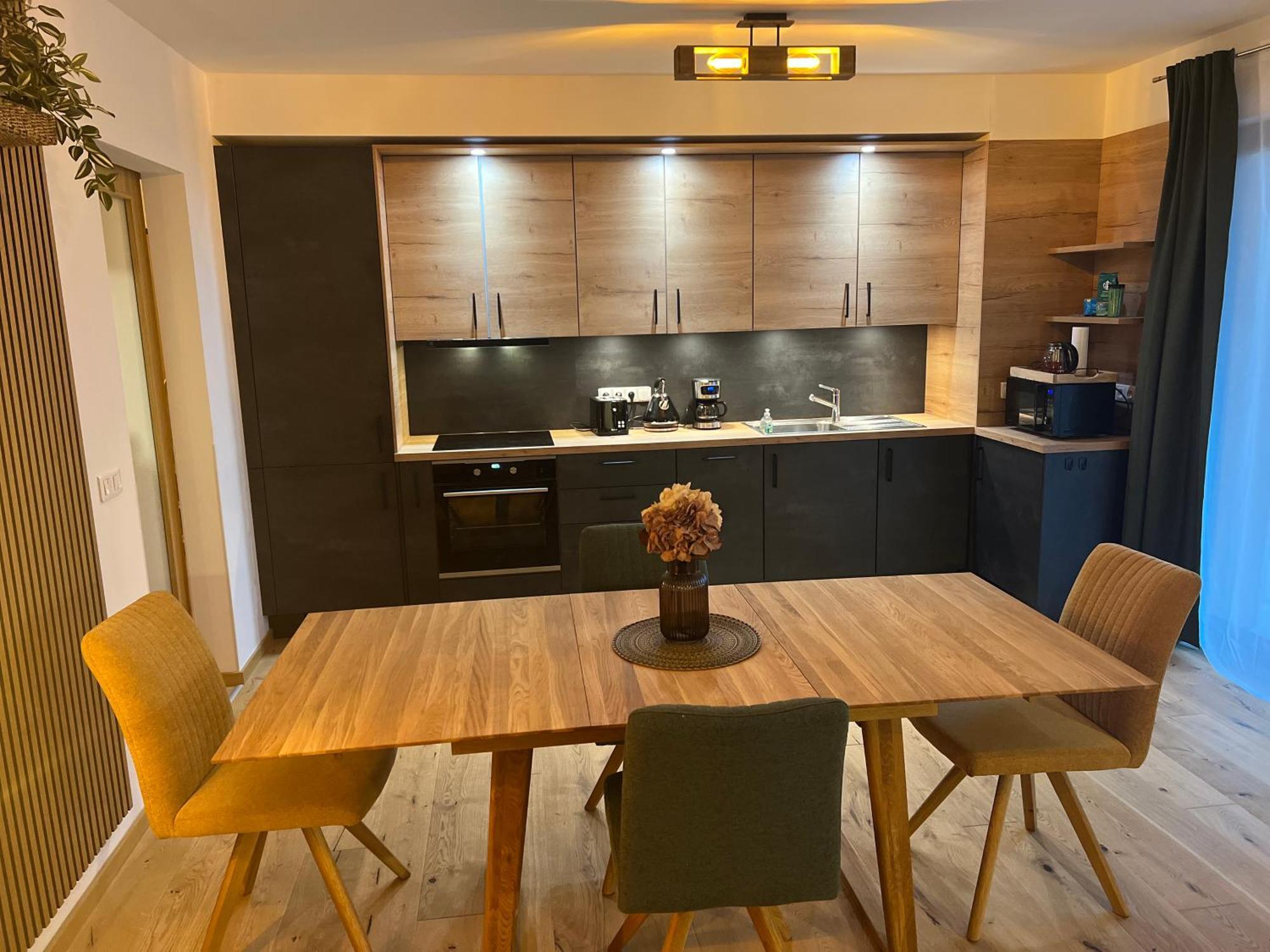 Family 2 Bedroom Ski&Bike Apartment With Terrase Janské Lázně Eksteriør billede